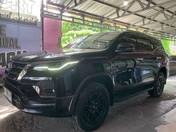 Fortuner GR 2023 (3)