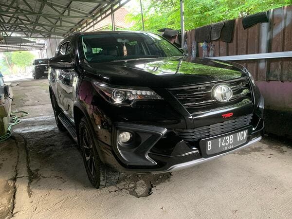 Fortuner Vrz (2)